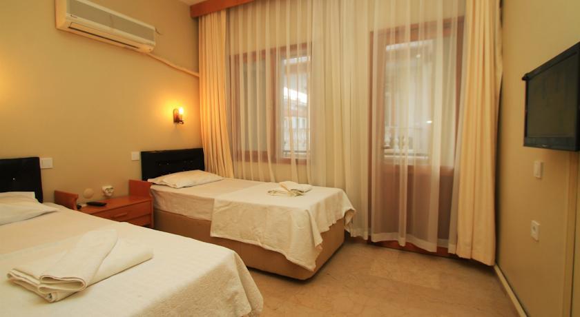 Koz Eren Otel Çeşme Zewnętrze zdjęcie
