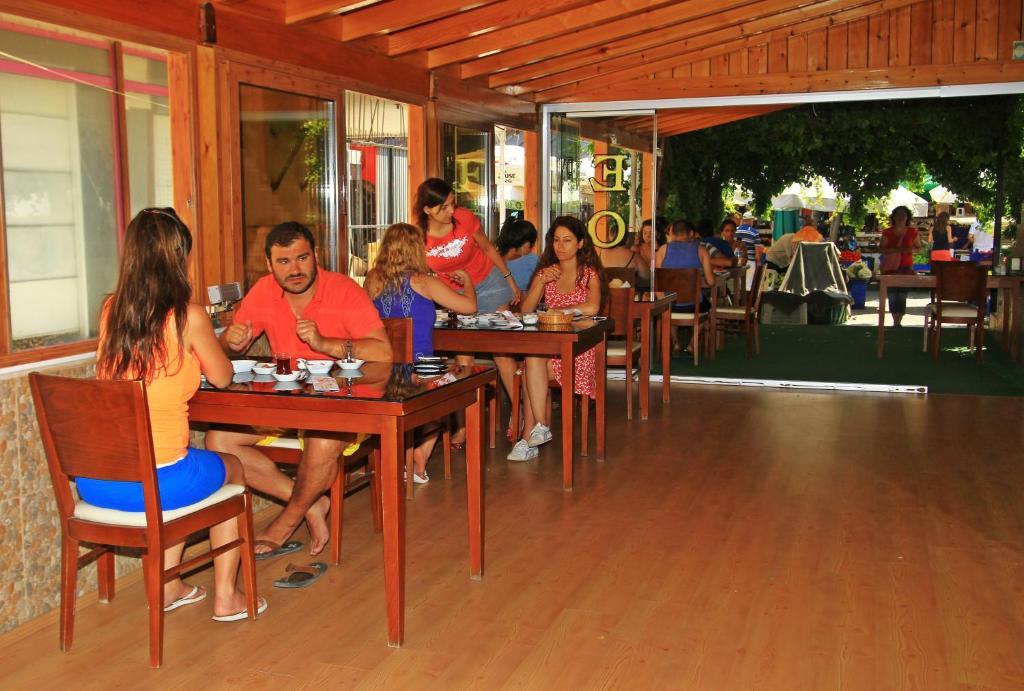 Koz Eren Otel Çeşme Zewnętrze zdjęcie