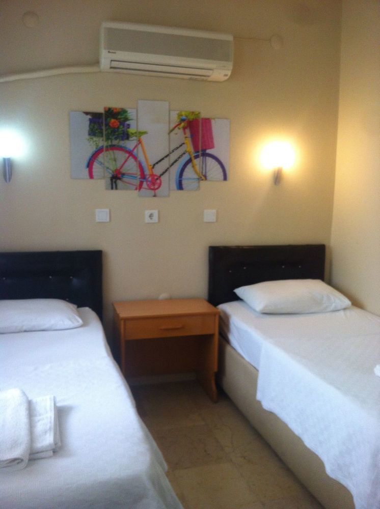 Koz Eren Otel Çeşme Zewnętrze zdjęcie